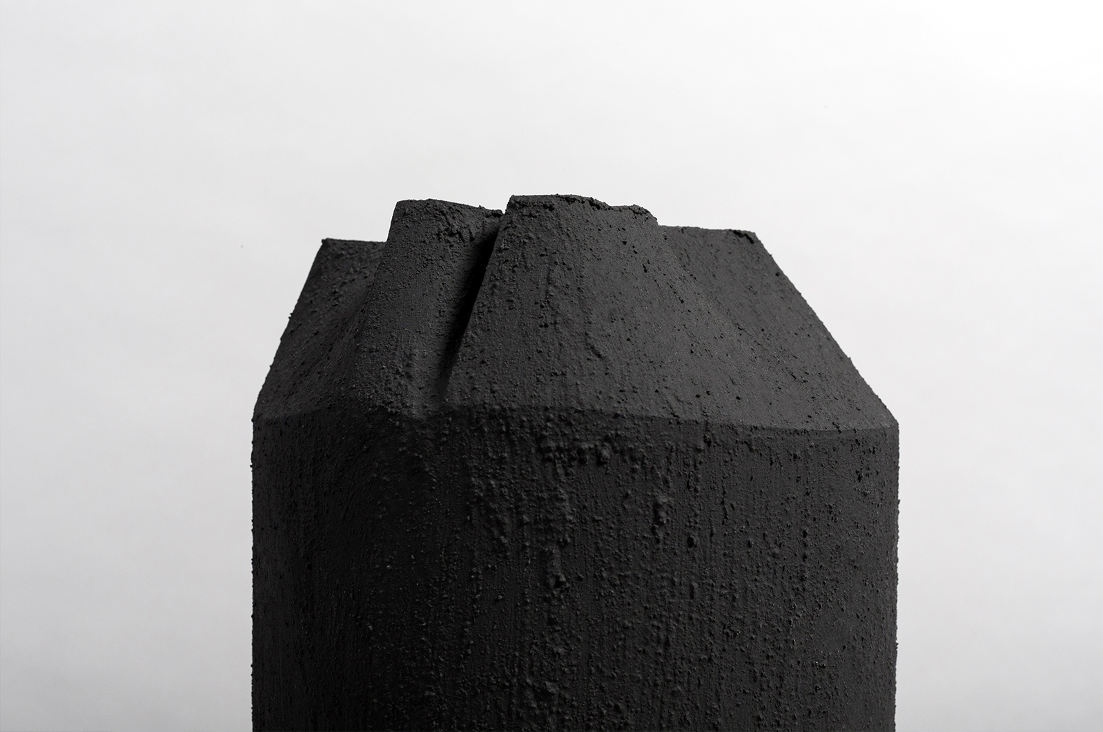 DATA CONSTELLATION by Ludovic Roth a sculpture inspired by the constellations of the zodiac for CASSIOM, coal powder