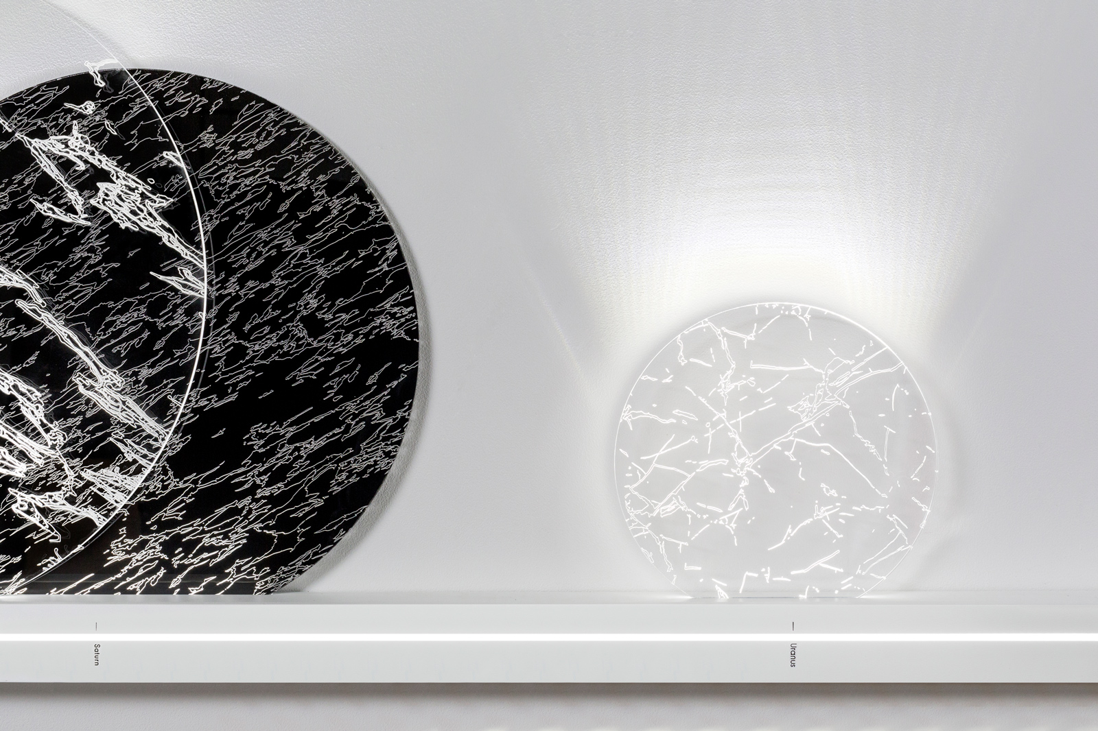 LUX TEMPORA BO, a CASSIOM light sculpture, inspired by our solar system, design by Ludovic Roth, Saturn and Uranus